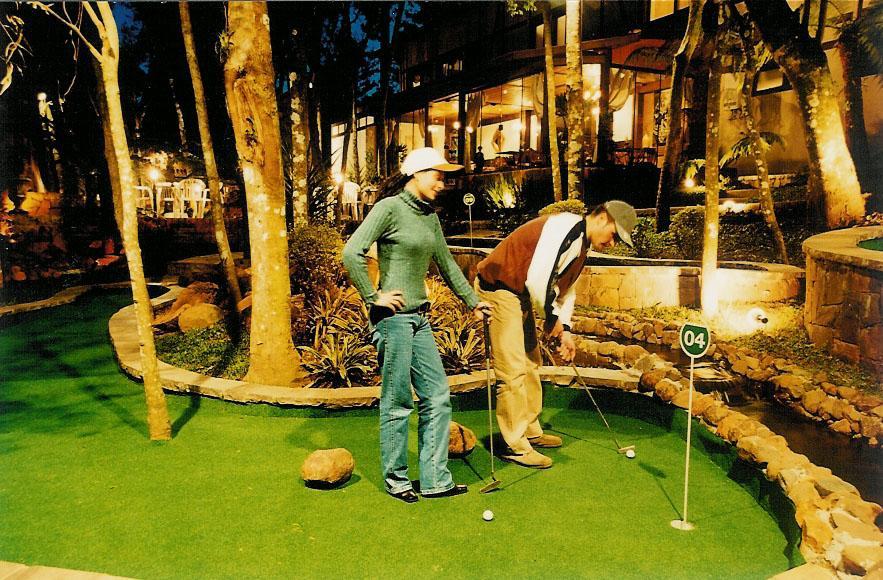 Bavaria Sport Hotel Gramado Dış mekan fotoğraf Golfers at the 1984 Olympic Games